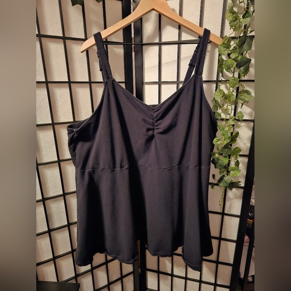 Torrid Black Relaxed‎ Ruched Camisole with Tank Top Style Size 5 - Picture 1 of 3